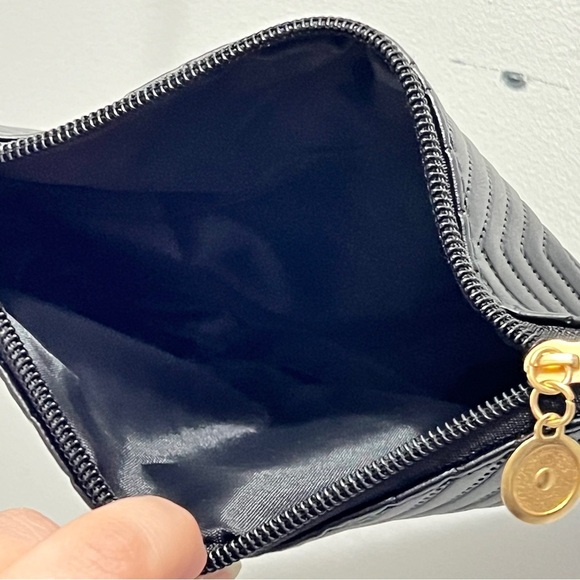 Leatherette Elegant Black Chevron Shoulder Crossbody Bag Gold chain - Picture 7 of 7